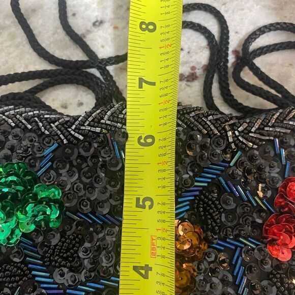 - Black sequined small purse‎ - Picture 4 of 6